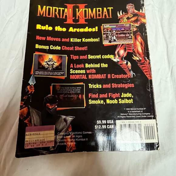 Mortal Kombat II Arcade Secrets Book
No poster 
1994 - Picture 3 of 7